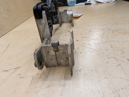 OEM BMW F22 F23 F30 F32 F33 F36 Left Right Radiator Carrier Support Bracket SET