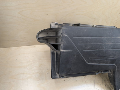 2012-2018 BMW F30 320i N20B20U0 Engine Air Filter Box Assembly 7597589