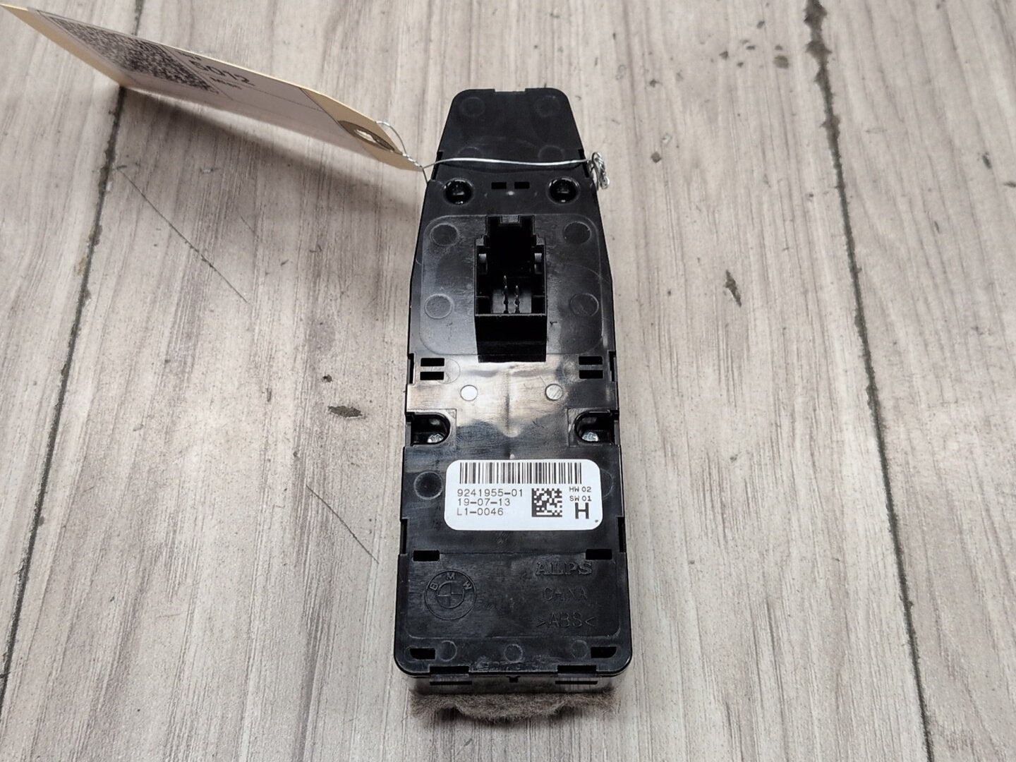 2011 - 2016 BMW 535i F10 Front Left Driver Door Master Window Switch 9241955 N55B30A