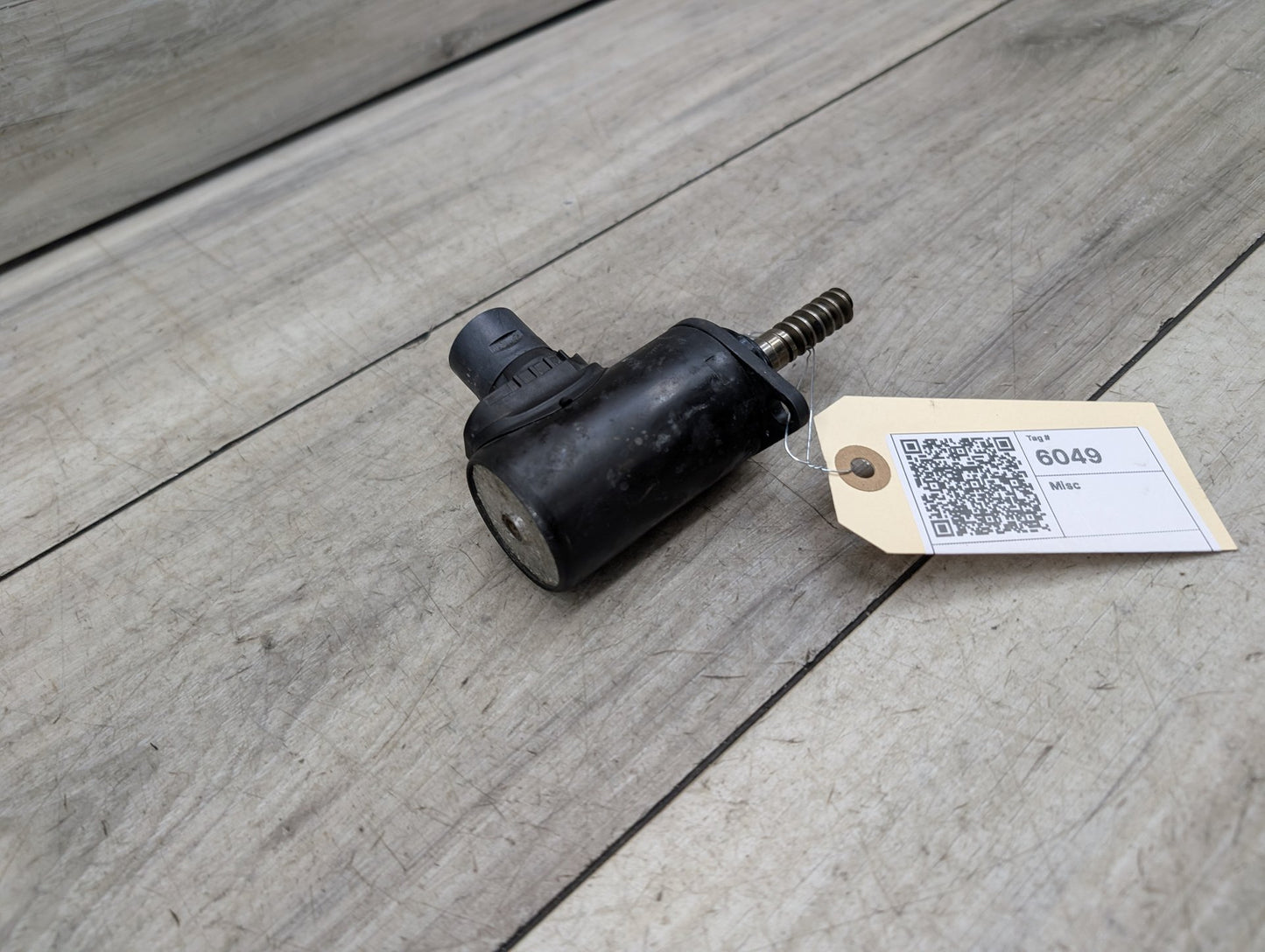 BMW G12 750Li N63B44O2 VVT Variable Valve Timing Actuator 7631574