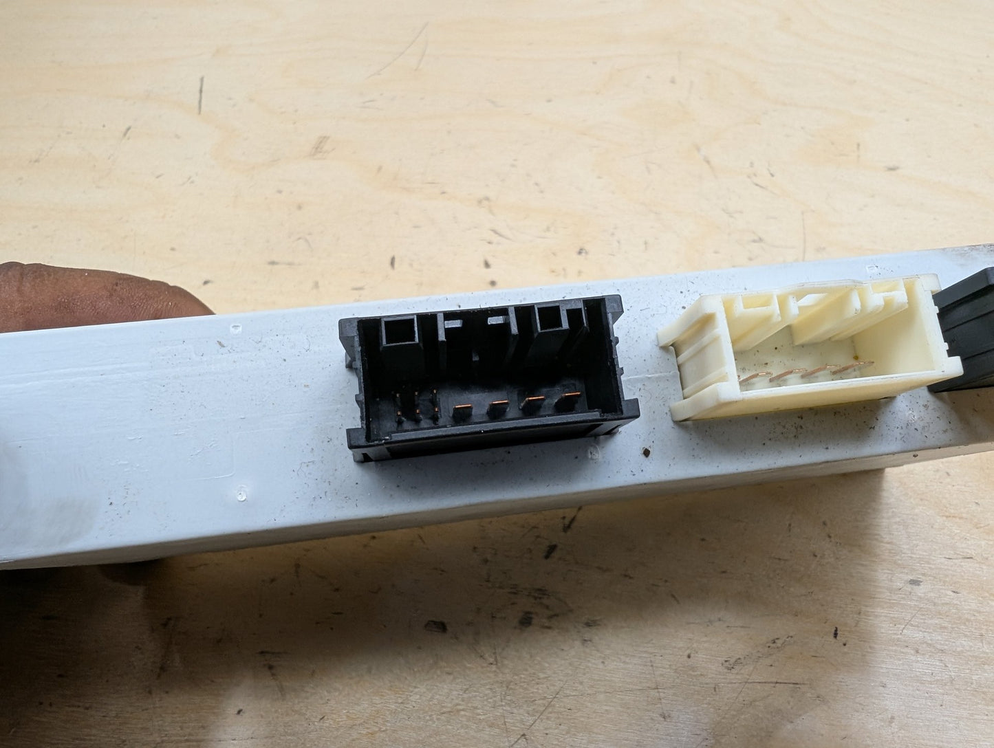 OEM BMW F01 F02 F07 F10 F25 528 535 750 Trunk Lid Tailgate Lift Control Module