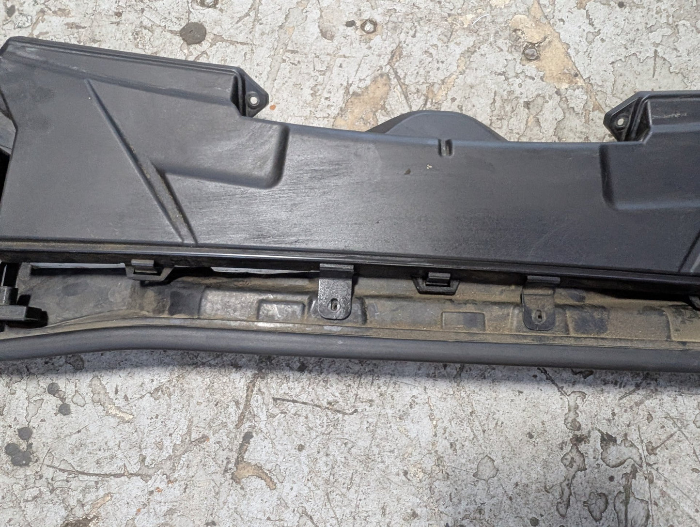 06-13 OEM BMW E90 E92 E93 328 335 Cabin Air Filter Cowl Housing Lower Upper SET