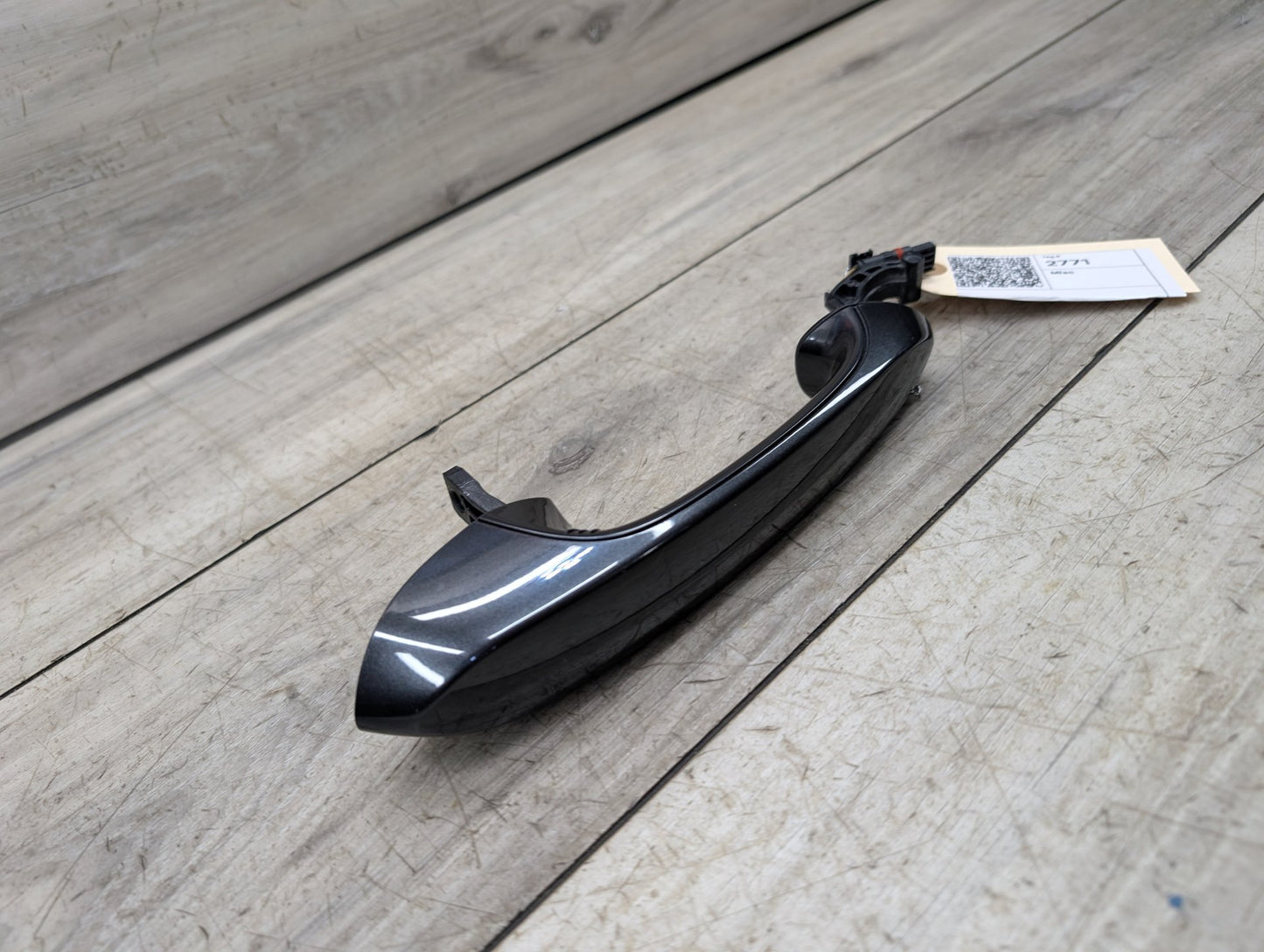 2018 - 2024 BMW X3 G01 Front or Rear Right Passenger Exterior Door Handle w/ Comfort Access 8492028 B58B30O1