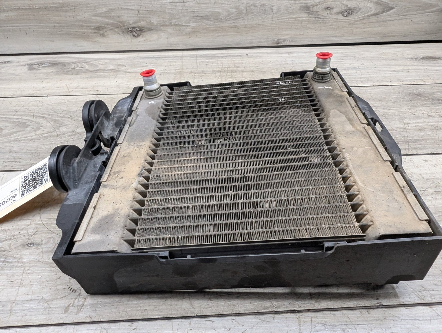 OEM BMW F02 F06 F10 F12 F13 535 550 Front Left Driver Auxiliary Coolant Radiator