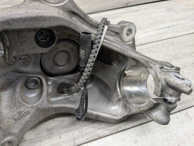 19-25 OEM BMW G20 G22 G23 FRONT Left Driver Hub Spindle Knuckle Bearing RWD