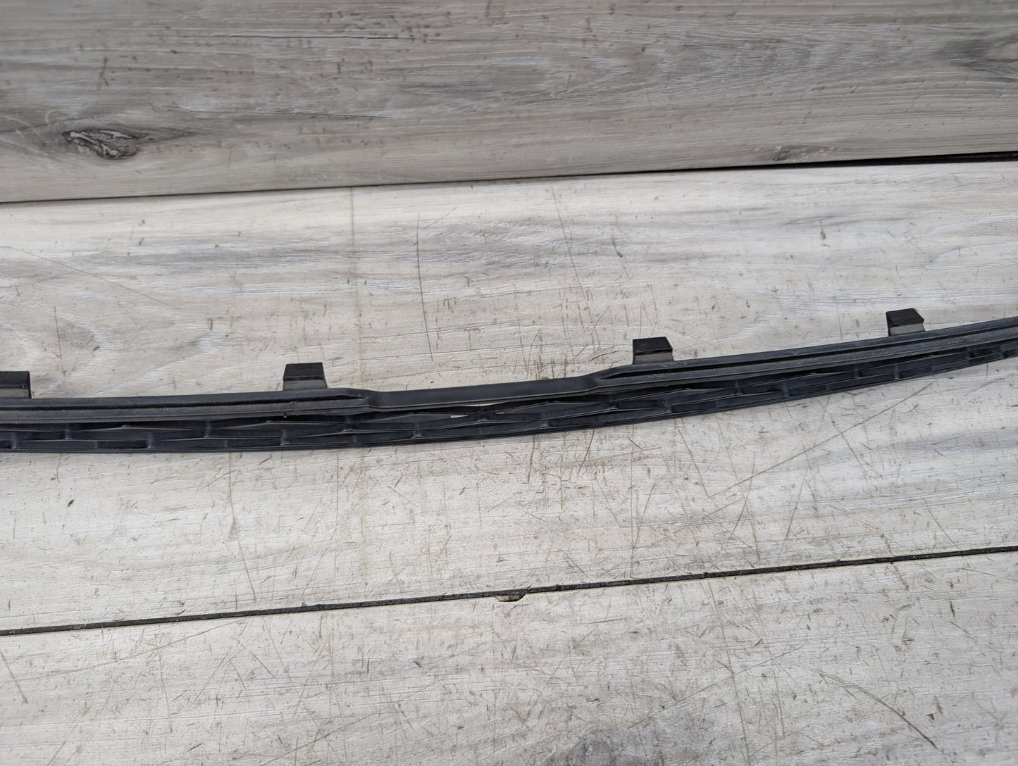 2007 - 2013 BMW X5 E70 Front Middle Center Bumper Cover Grille 7159597 N62B48B