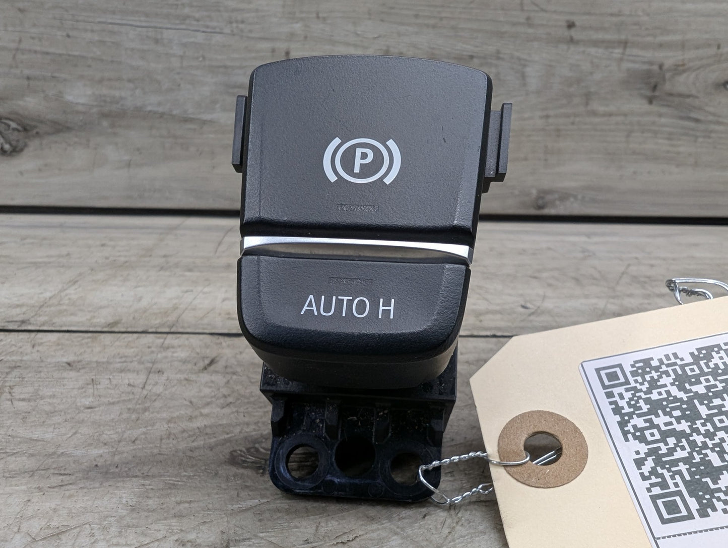 OEM BMW F90 M5 G30 G01 X3 G02 X4 F97 F98 Parking Brake Auto Hold Switch BLACK