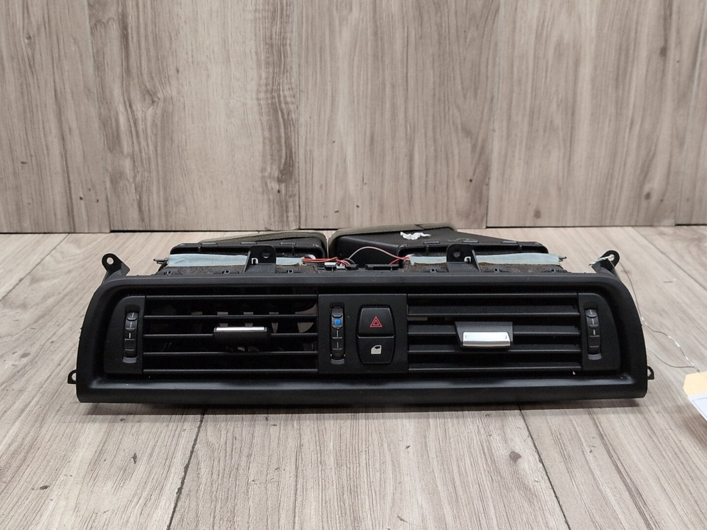 2011 - 2016 BMW 535i F10 Dashboard Dash Board Middle Center Air Vent 9166885 N55B30A