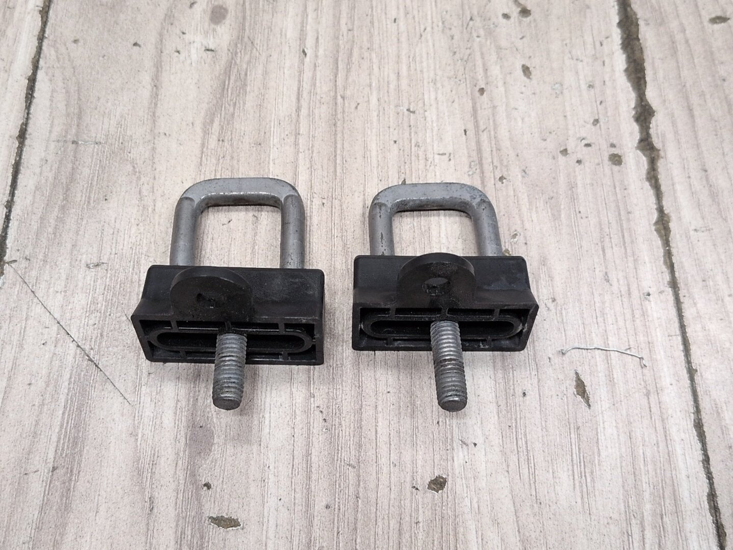 2011 BMW 328i E90 Hood Bonnet Safety Lock Latches SET 7002012