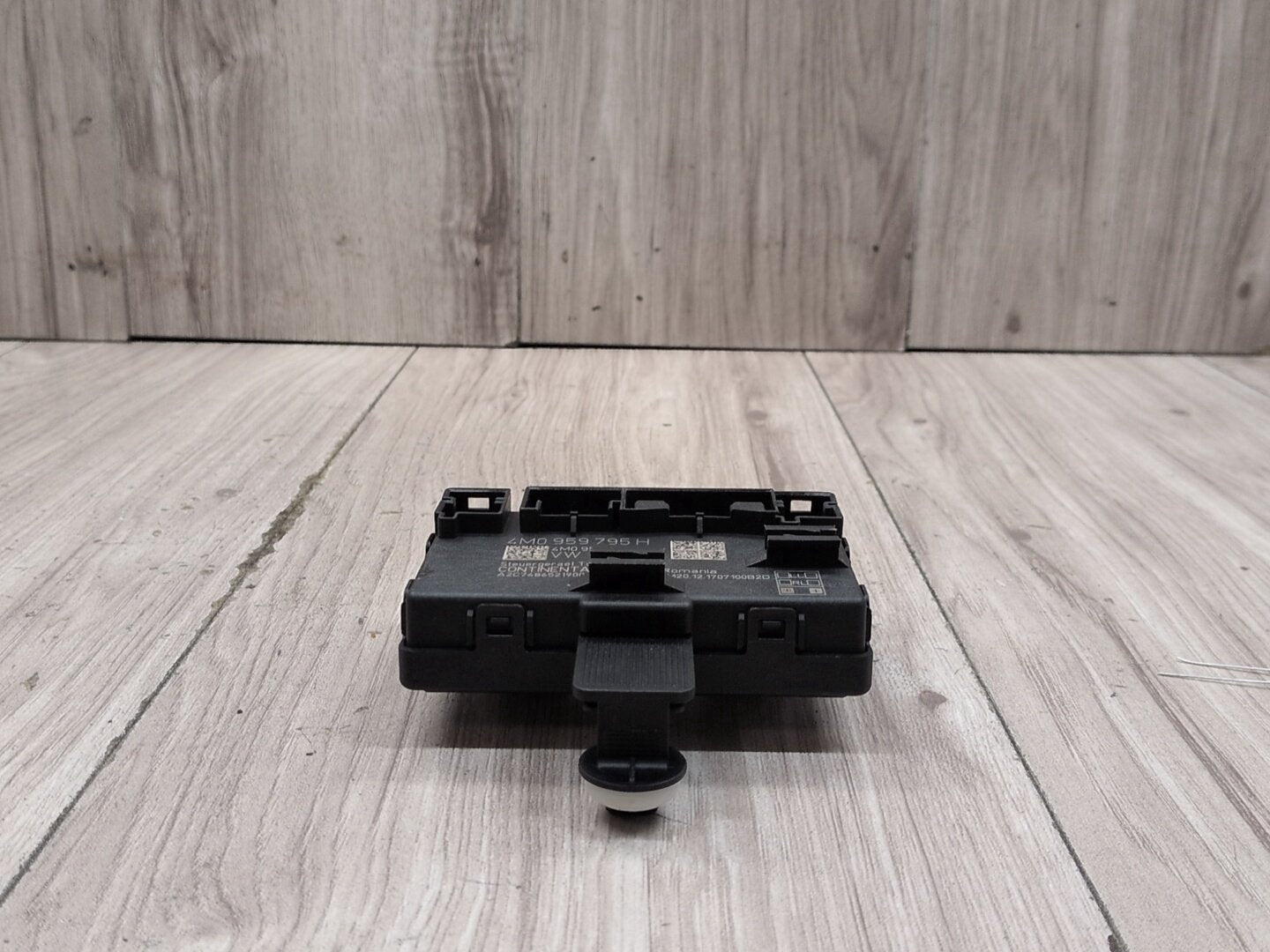 18-24 OEM Audi A4 A5 S4 S5 Rear Left or Right Door Control Module