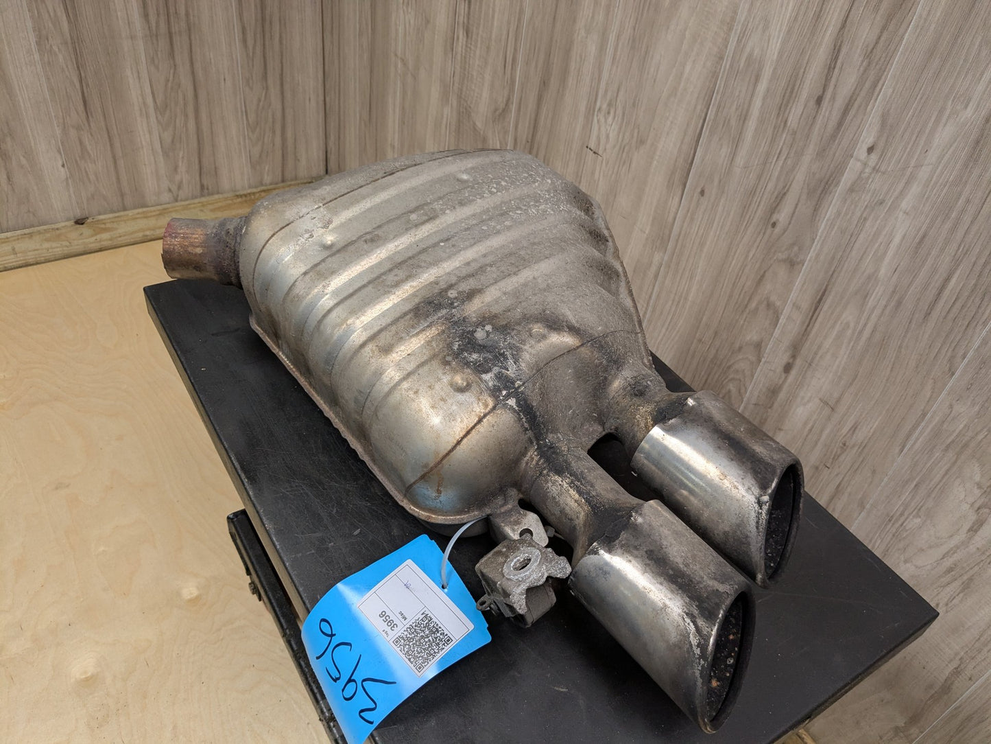 2008 - 2017 Audi S5 8T Rear Exhaust Muffler 8K0253611