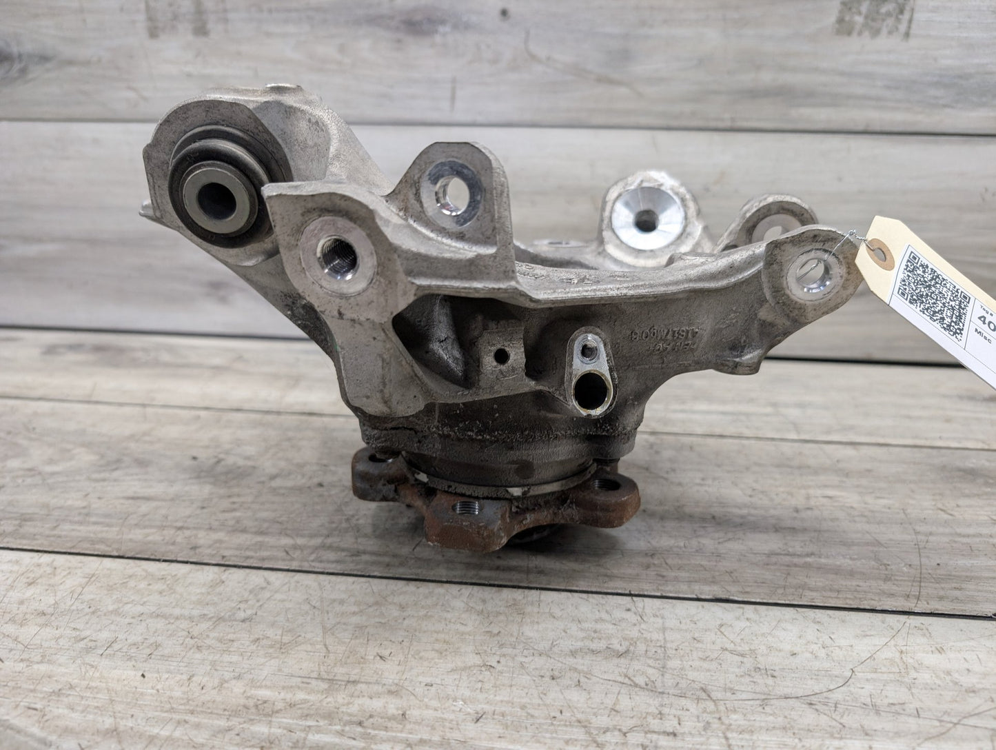2020 BMW 330i G20 Rear Right Passenger Spindle Knuckle w/ Bearing 6879532
