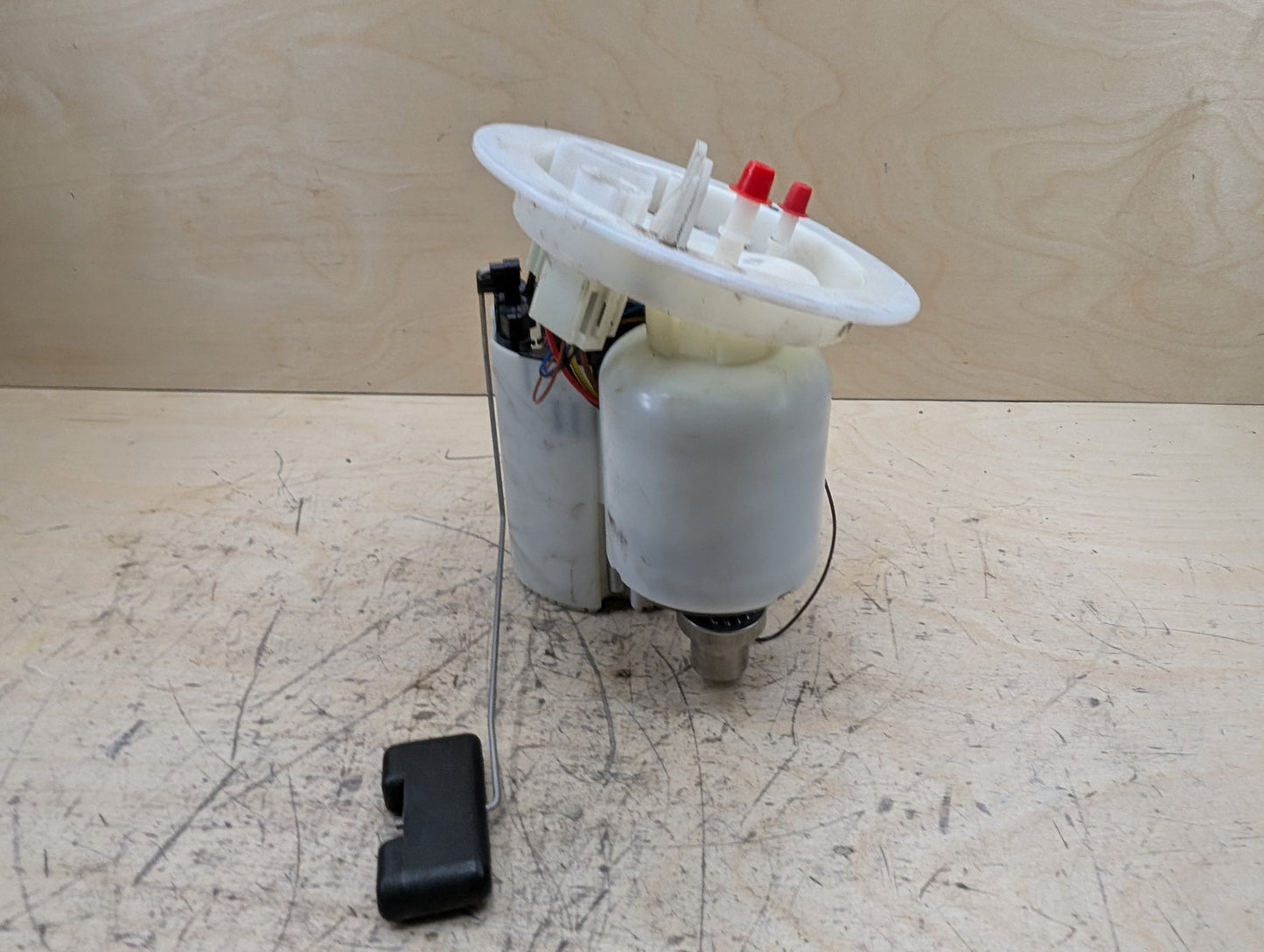 2011-2017 Audi RS5 8T Fuel Gas Tank Sending Unit Assembly 8K0919051AD OEM