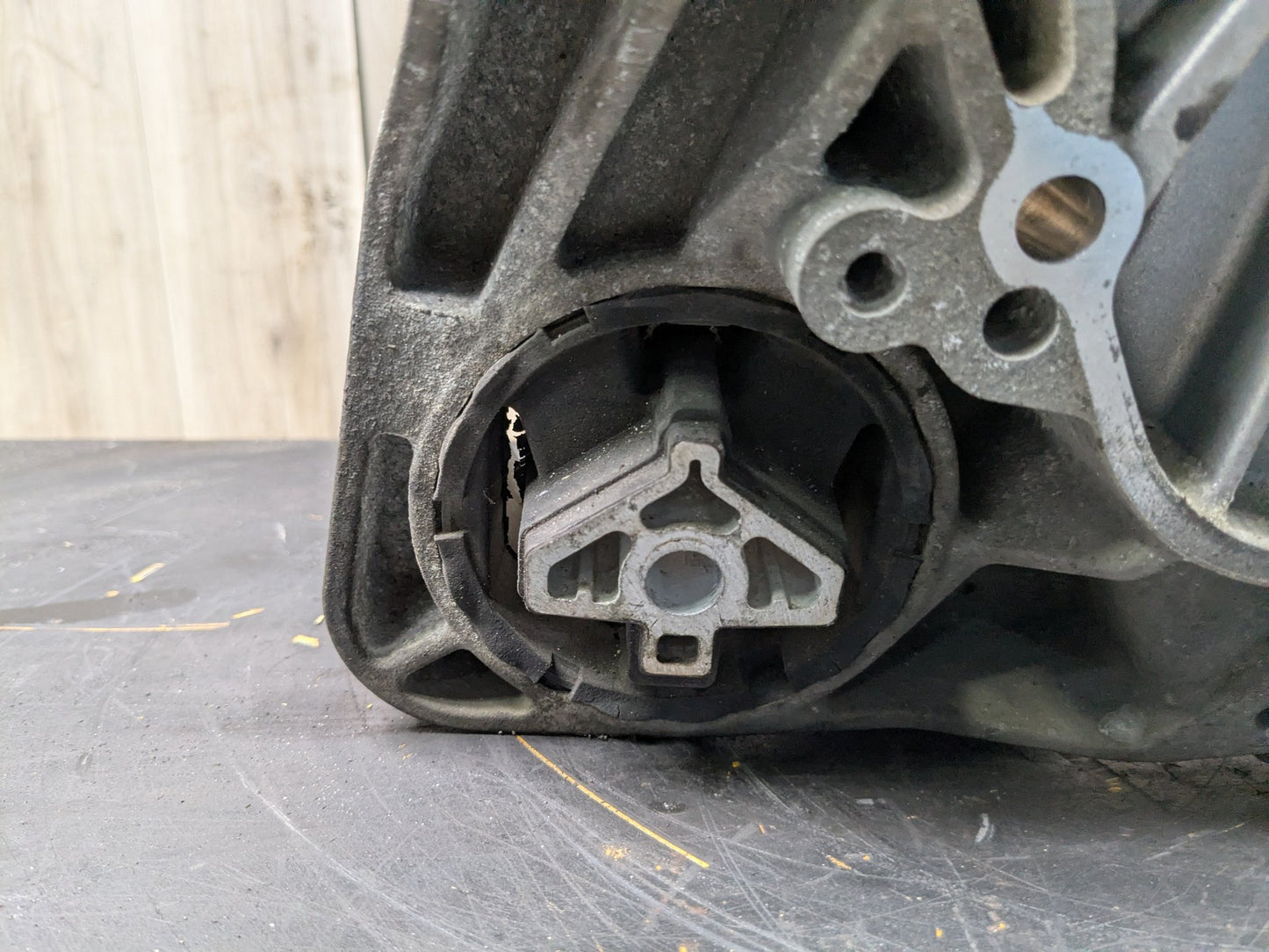 2007 - 2013 BMW X5 E70 Transmission Transfer Case 7599886 N62B48B