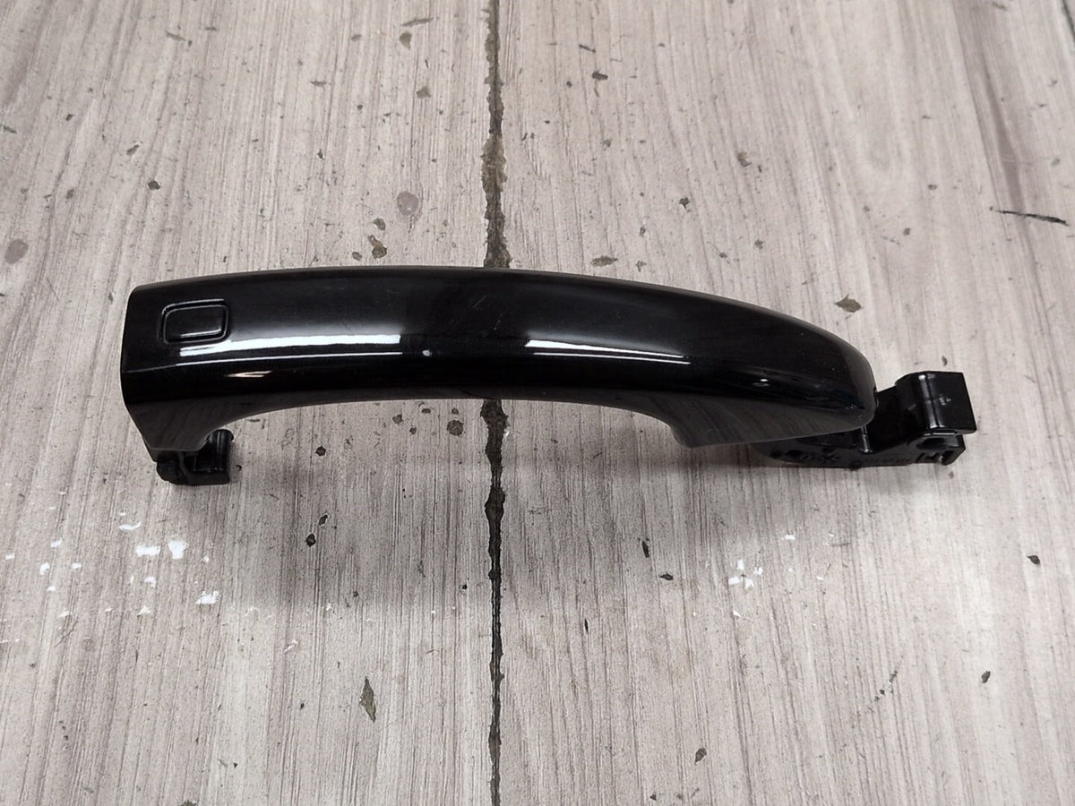 2015-2018 Audi Q3 8U Front or Rear Left Driver Exterior Door Handle 8T0837205A