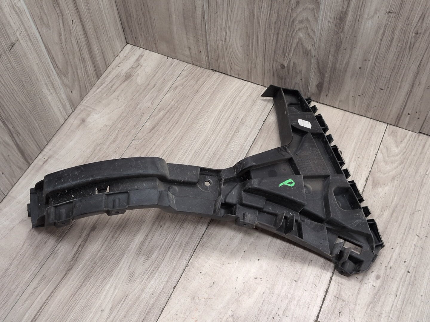 2015-2018 Audi Q3 8U Rear Right Passenger Bumper Support Brackets SET 8U0807454A