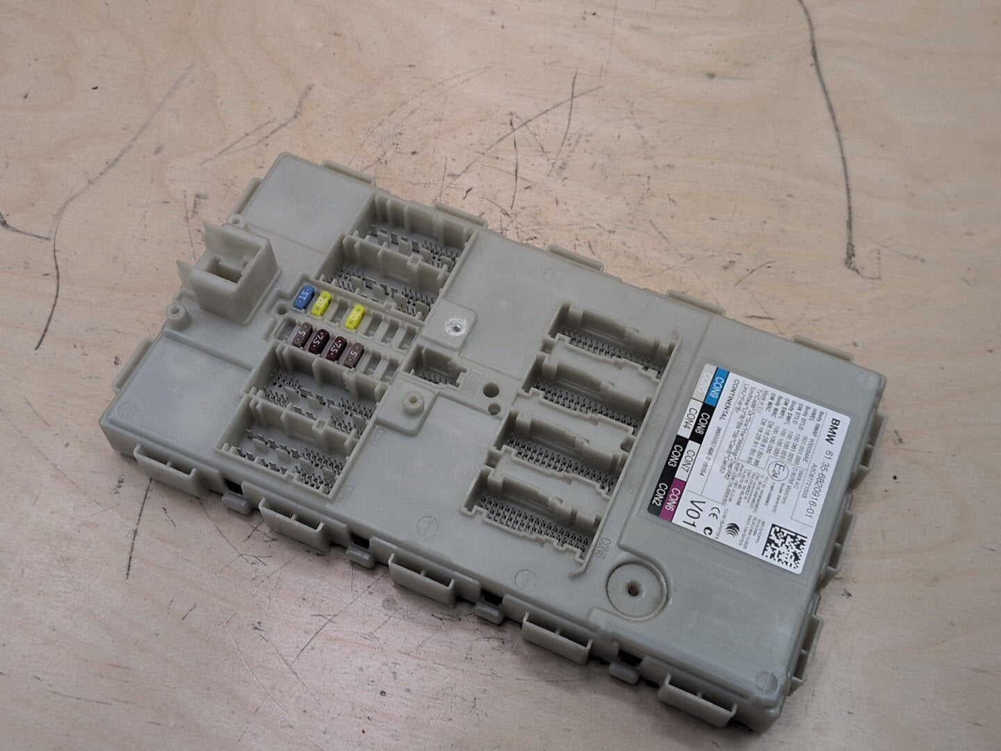 2016-2022 BMW 750i G12 Bdc Body Domain Fem Control Module w/ Key 6820916