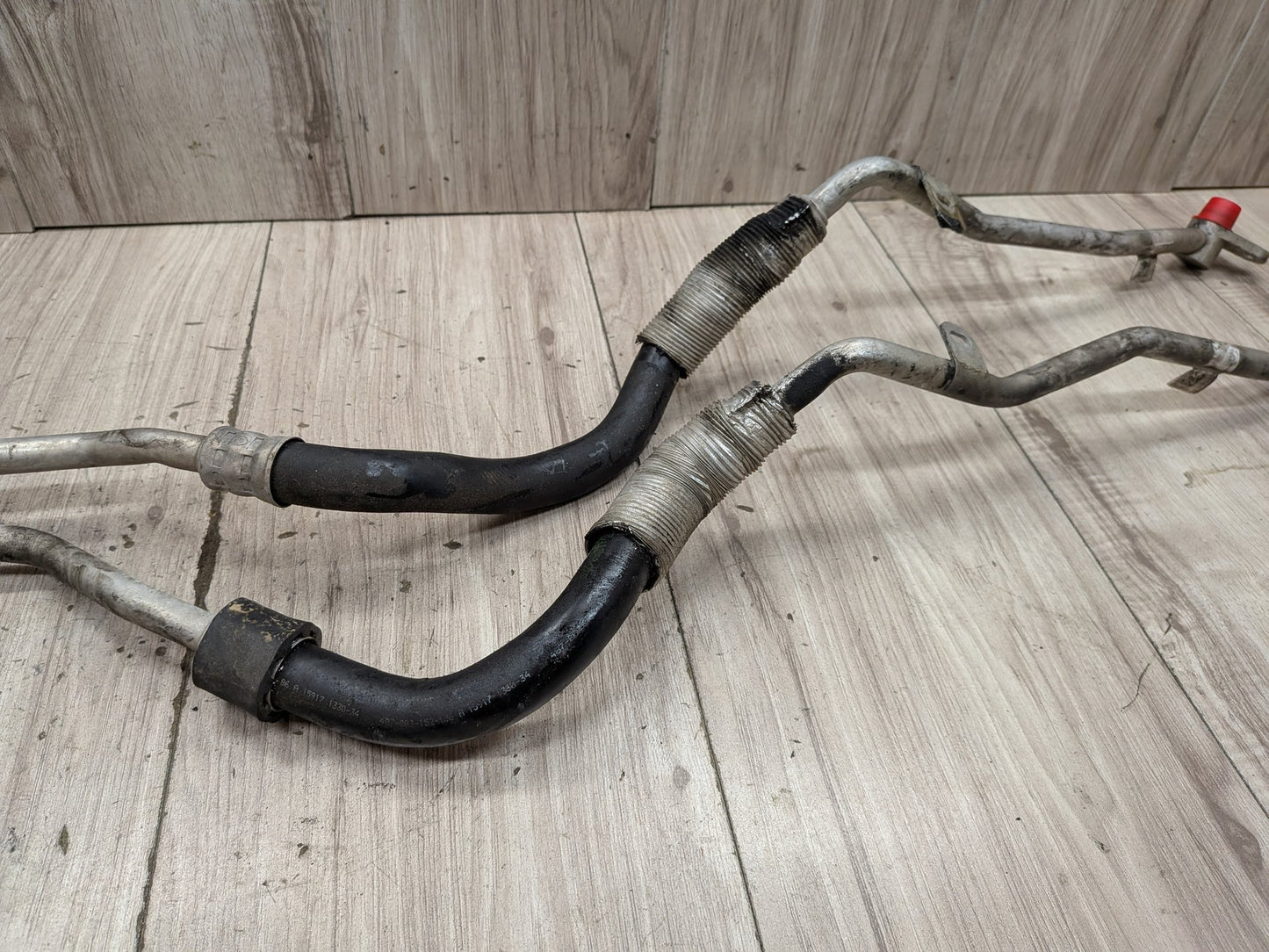 16-19 OEM BMW F90 M5 G12 750 G30 M550 Transmission Oil Cooler Line Inlet Outlet