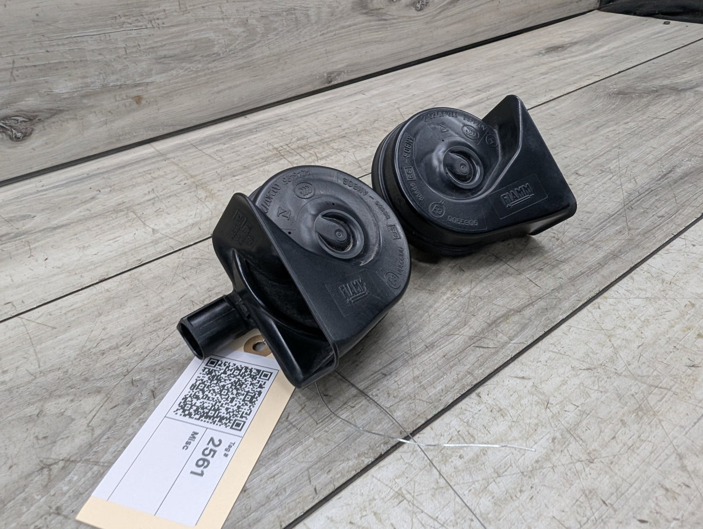 2014 - 2018 BMW X5 F15 Alarm Horns SET 7353193 N63B