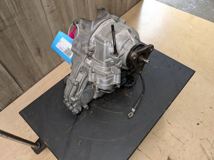 2014 - 2018 BMW X5 F15 Transmission Transfer Case 8643152 N63B44O1