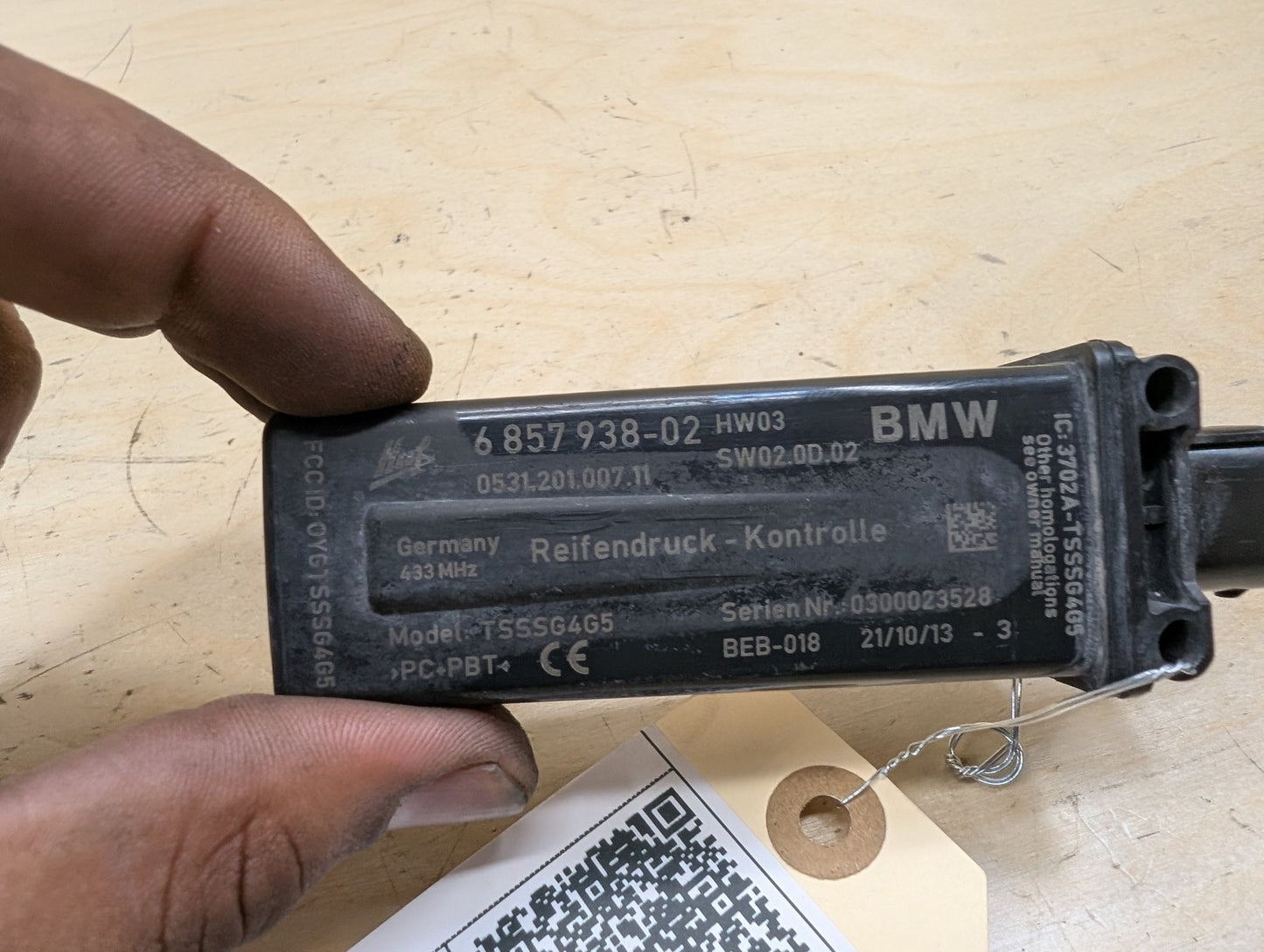OEM BMW F02 F06 F10 F13 528 535 M5 640 750 TPMS RDC Tire Pressure Monitor Sensor