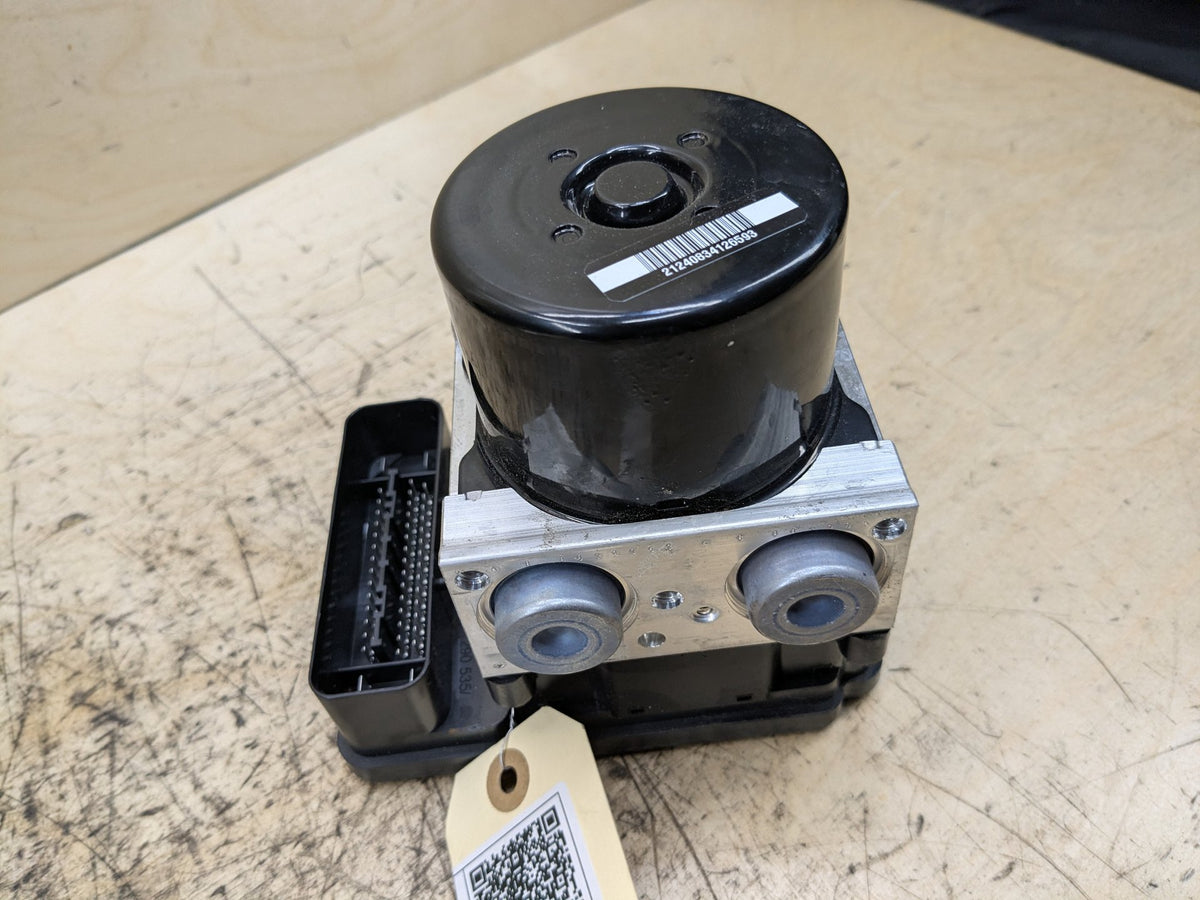2008-2013 BMW 135i E88 ABS Pump Module 6790146 OEM