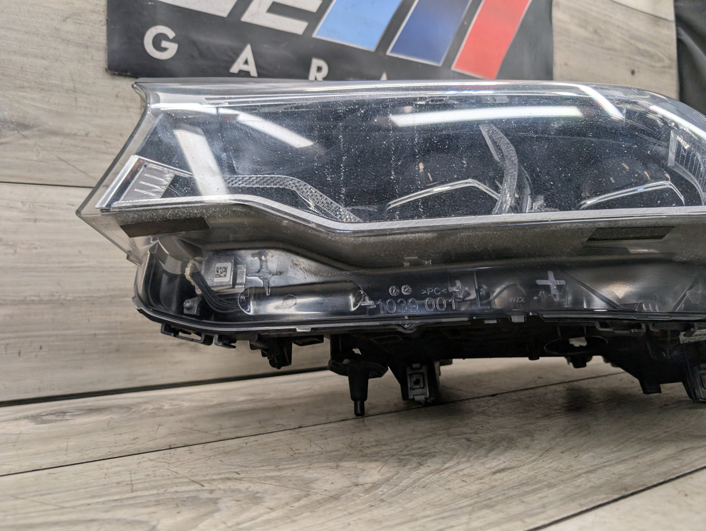 *NOTE* 17-20 OEM BMW F90 G30 530 540 M5 Left Driver ICON LED Adaptive Headlight