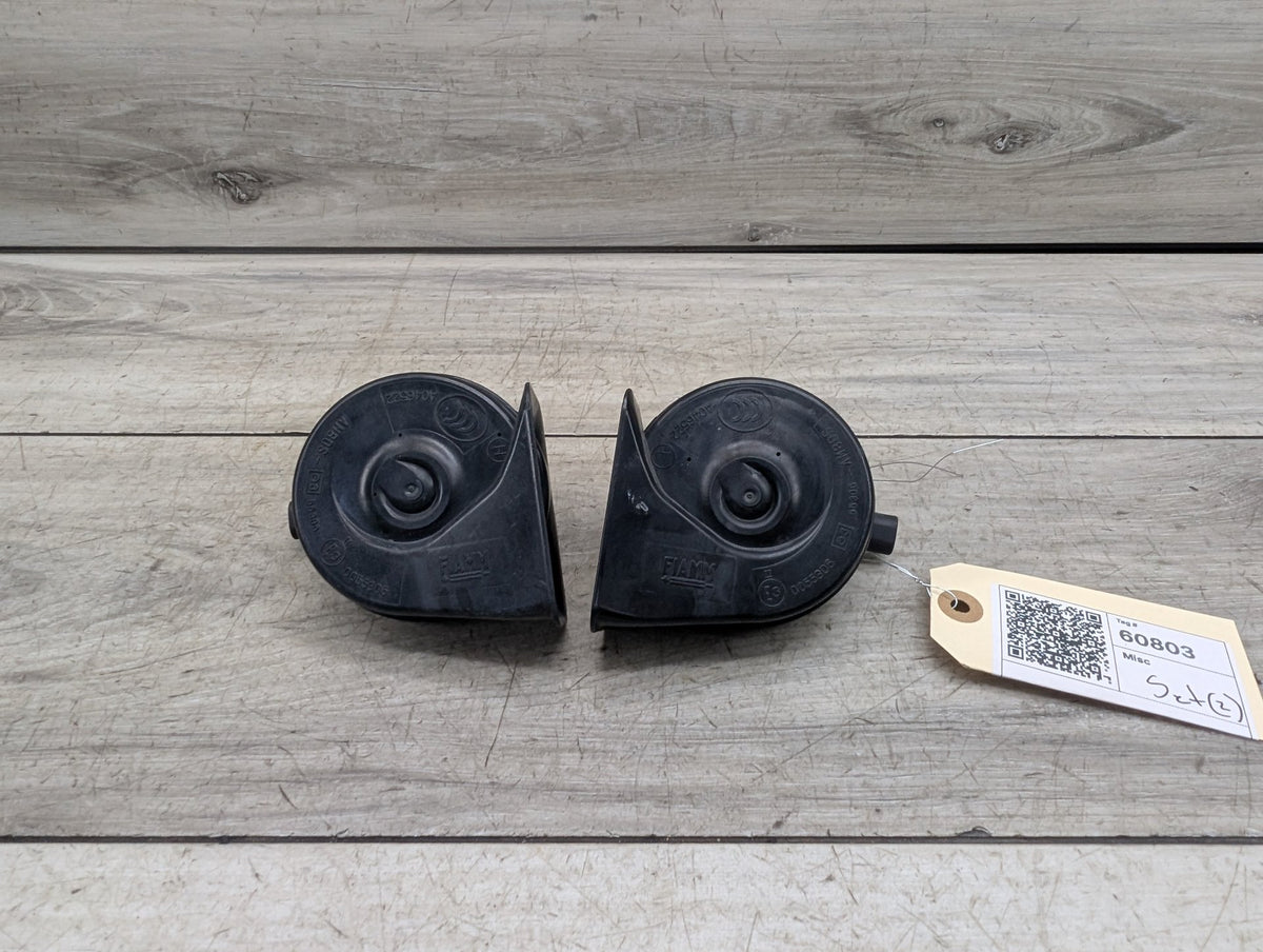 2007-2013 BMW 328i E93 Alarm Horns SET 7159421