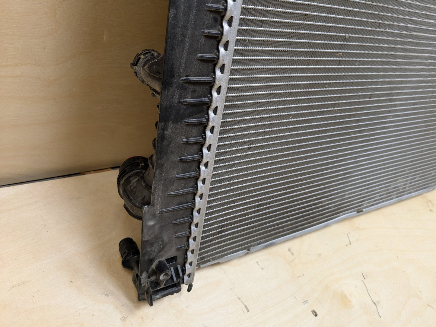 2018 - 2024 BMW X3 G01 Cooling Radiator 8642743 B46B20O1