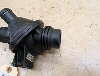 OEM BMW F10 F15 F22 F25 F30 F32 Engine N20 N26 Water Coolant Thermostat Housing