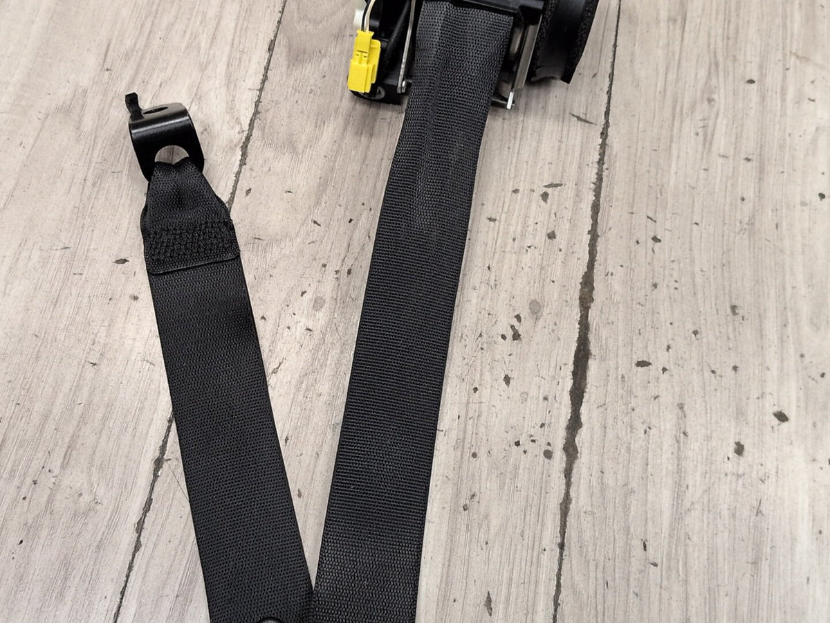 2009-2012 Mercedes-Benz E550 W212 Rear Right Passenger Seatbelt Seat Belt Retractor A2128600485 OEM