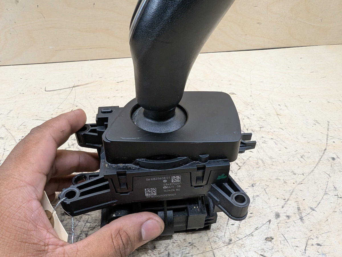 16-19 OEM BMW G11 G12 740 750 M760 Automatic Gear Selector Knob Shifter