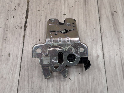 2015-2018 Audi Q3 8U Liftgate Trunk Lid Liftgate Lock Latch Actuator 8R0827505