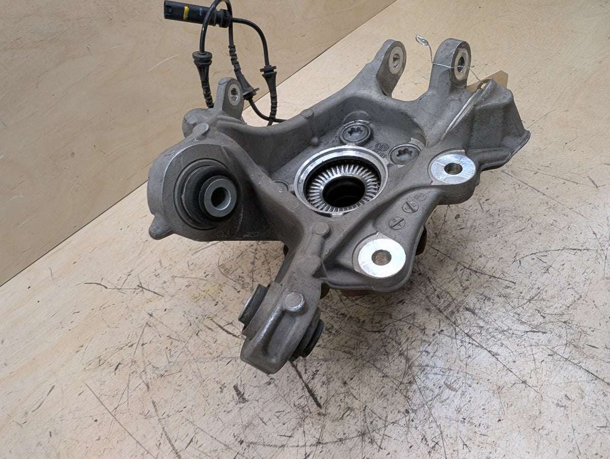 19-25 OEM BMW G20 330 M340 REAR Left Driver Side Knuckle Hub Spindle Bearing