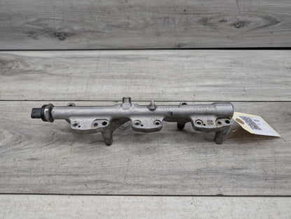 OEM BMW F30 G30 M240 340 440 540 740 Engine Pressure Fuel Injector Rail Line B58