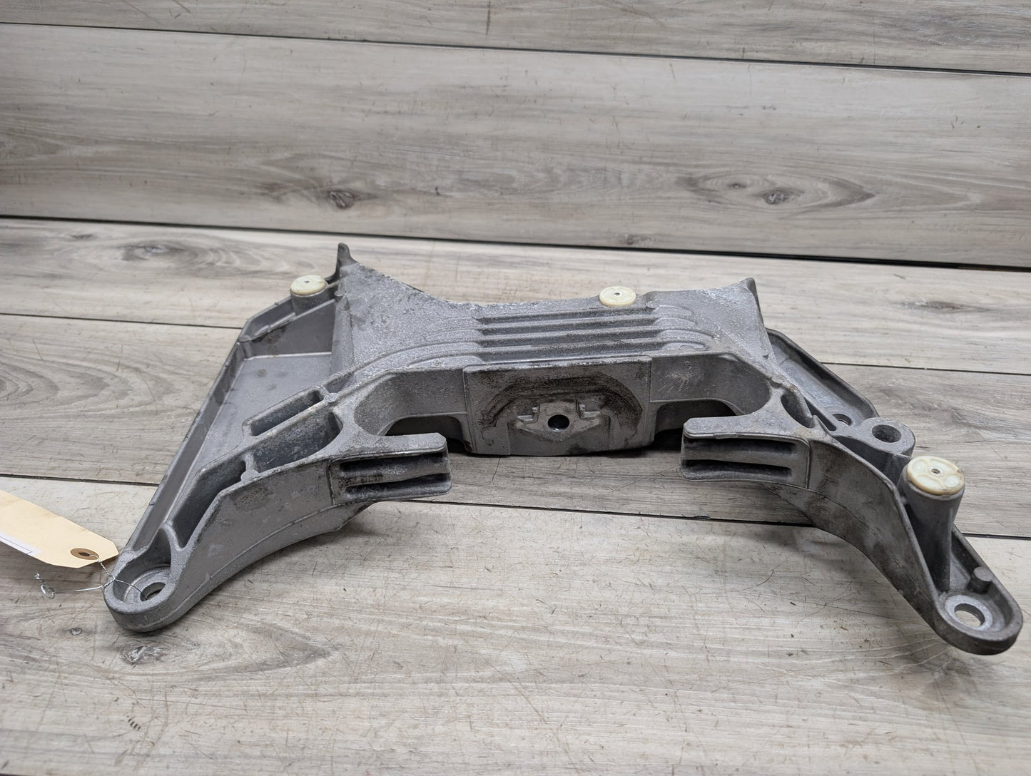 2017-2023 BMW 530i G30 Transmission Mount Bracket 6870602