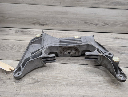 2017-2023 BMW 530i G30 Transmission Mount Bracket 6870602