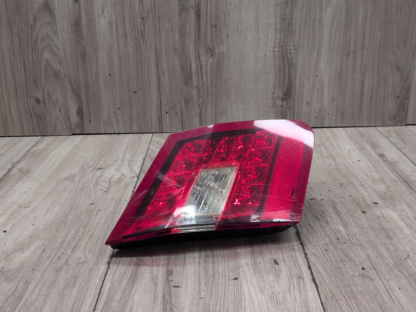 2009-2012 Mercedes-Benz E550 W212 Rear Left Driver Inner Tail Light A2128200764 OEM