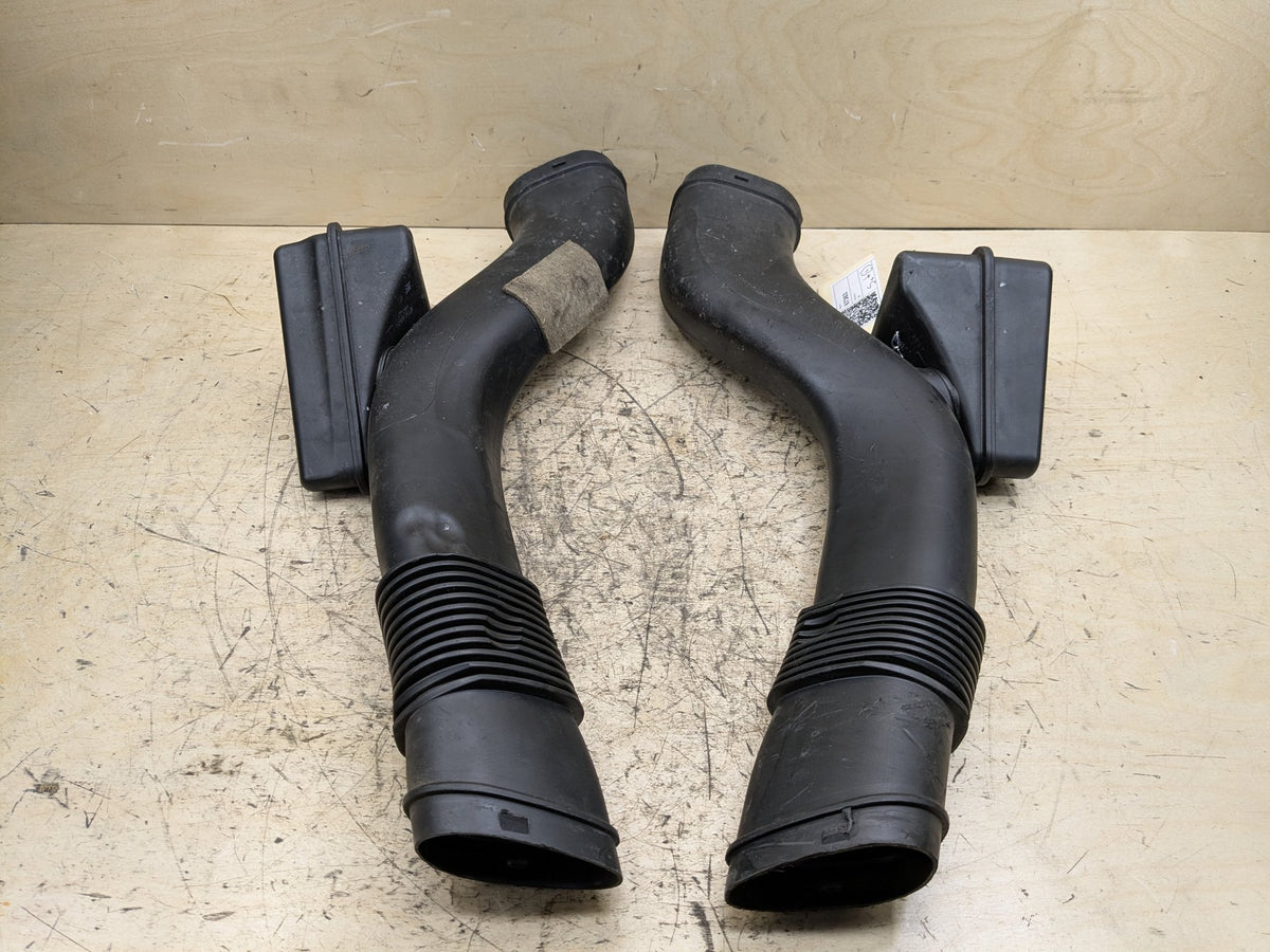 2018-2023 BMW M550i G30 Left Right Brake Air Ducts SET 8613149 OEM