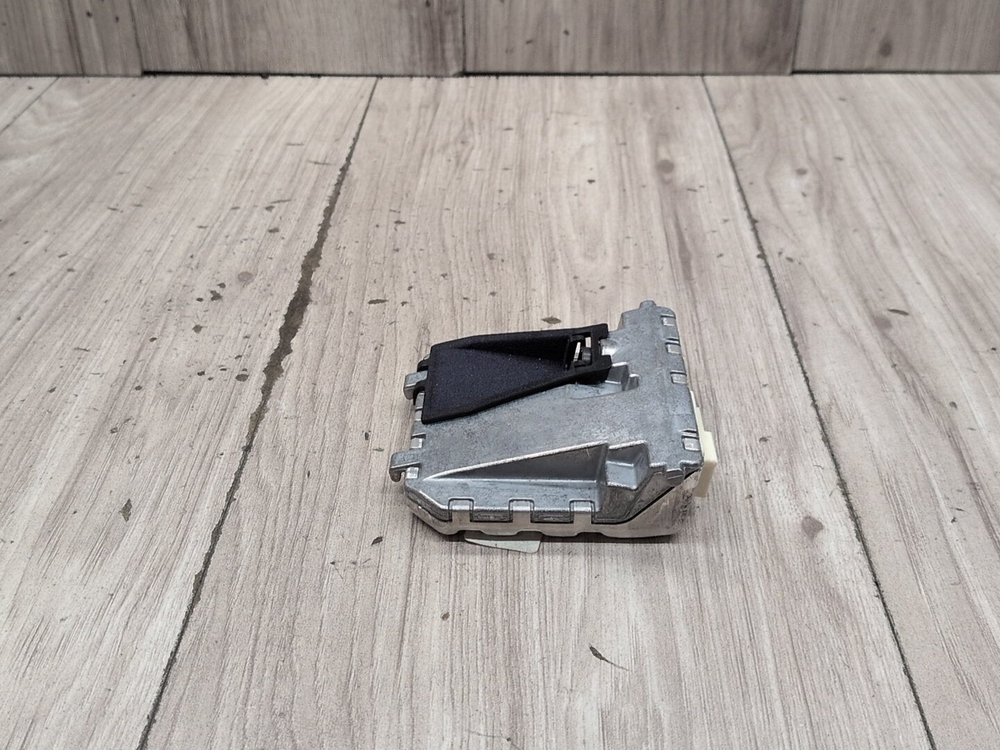 2009-2012 Mercedes-Benz E550 W212 Lane Assist Control Switch A0009050338 OEM