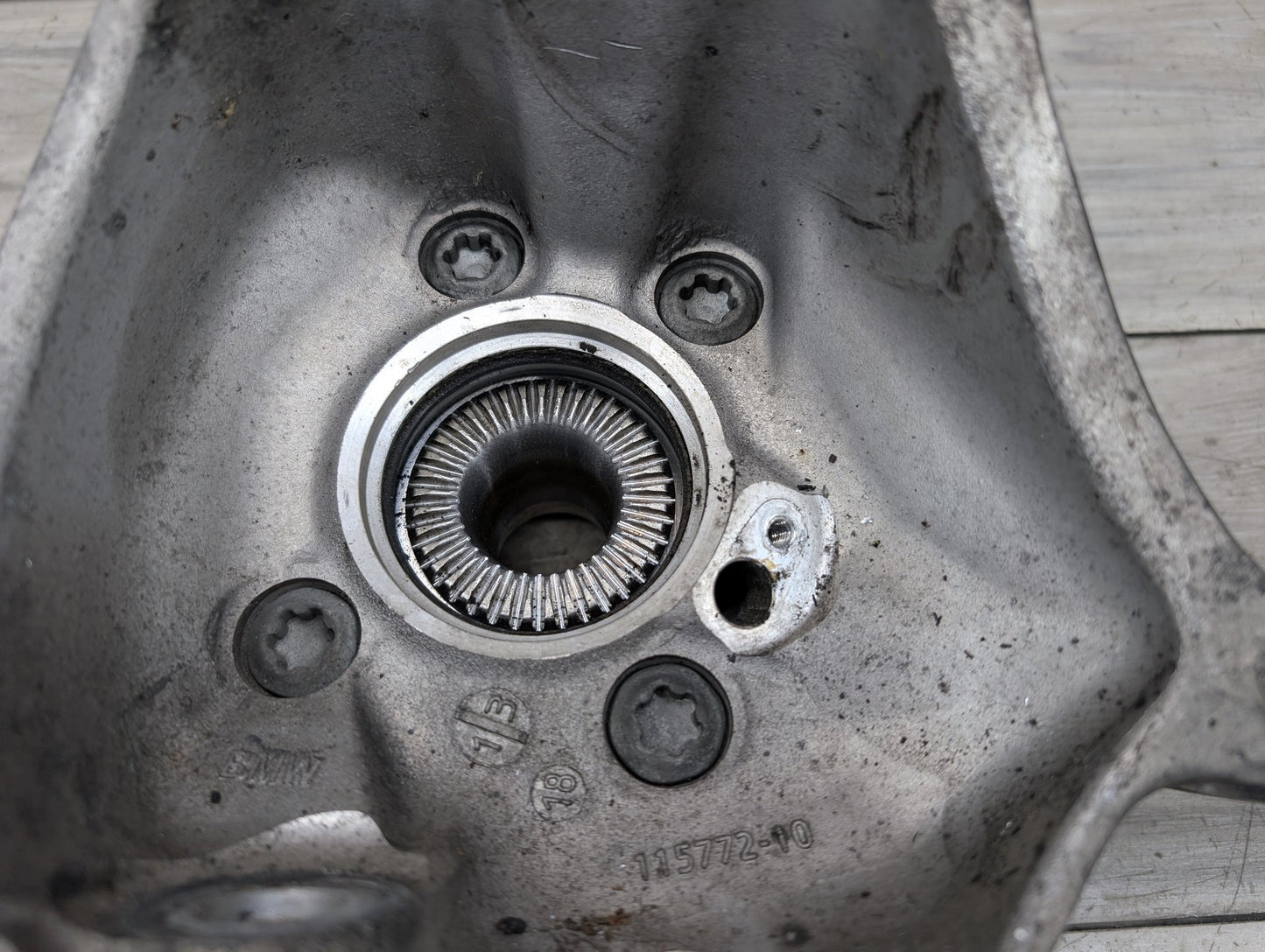 OEM BMW G01 G02 X3 X4 FRONT Left Driver Side Knuckle Spindle Wheel Hub Bearing