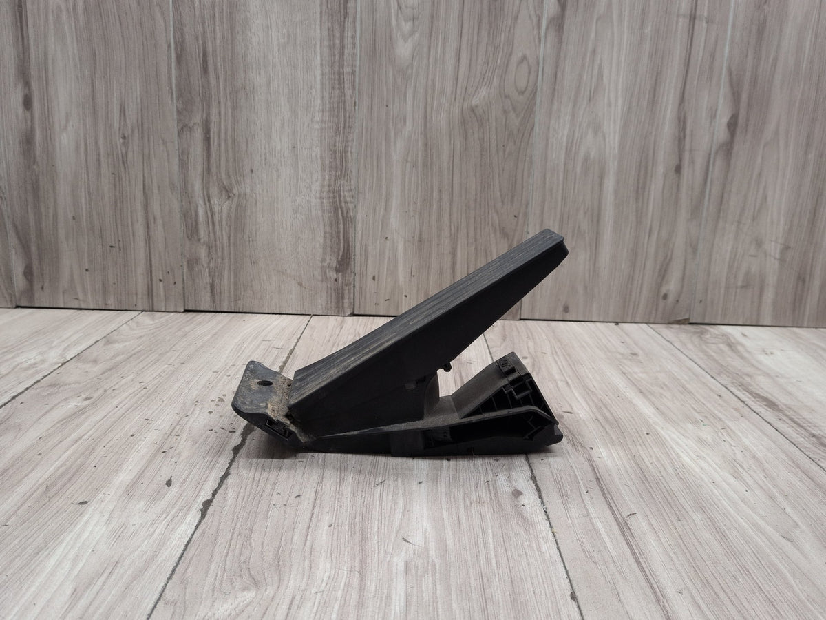 2011-2016 BMW M5 F10 Gas Accelarator Pedal 6858574 OEM