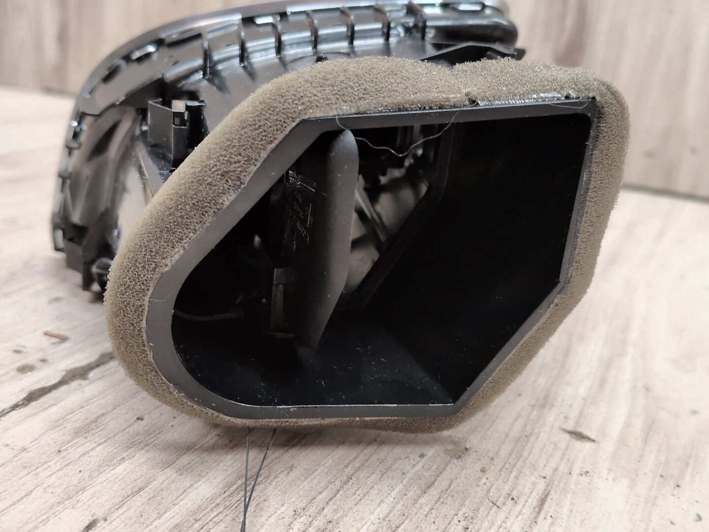 2008 - 2017 Audi S5 8T Dashboard Dash Board Right Passenger Air Vent 8T1820902G