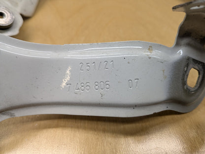 2022-2026 BMW 430i G26 Front Right Passenger Fender Brackets SET 7486804 OEM