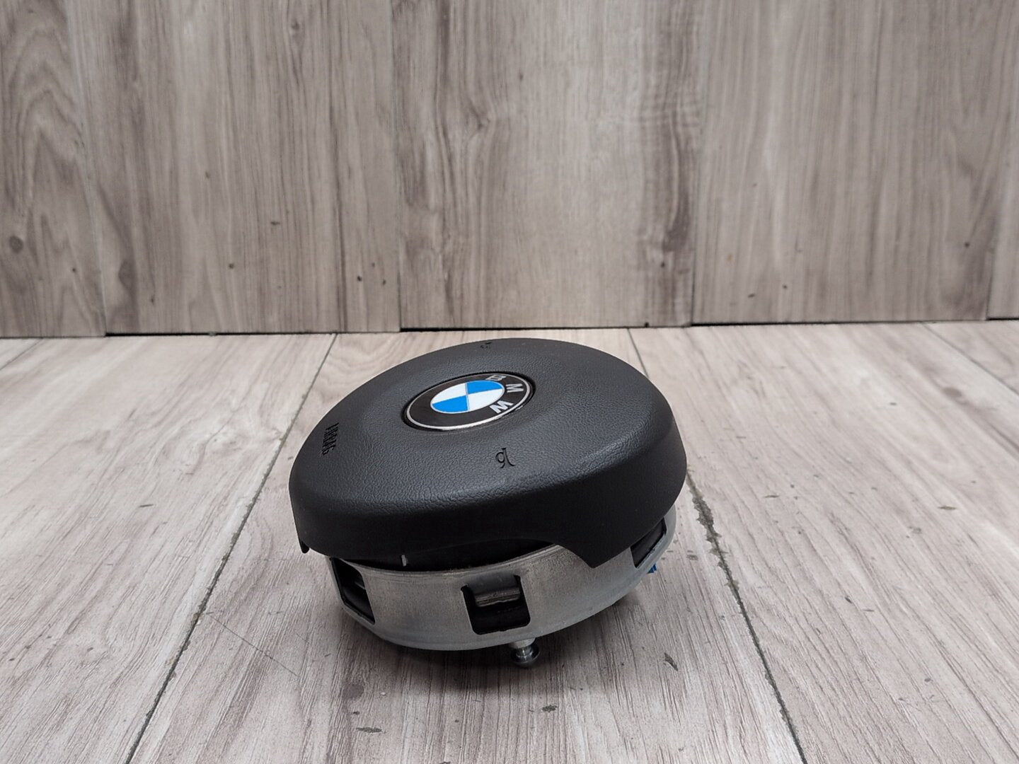 OEM BMW F10 F22 F23 F30 F32 F33 F36 335 435 Driver M SPORT Steering Wheel Airbag