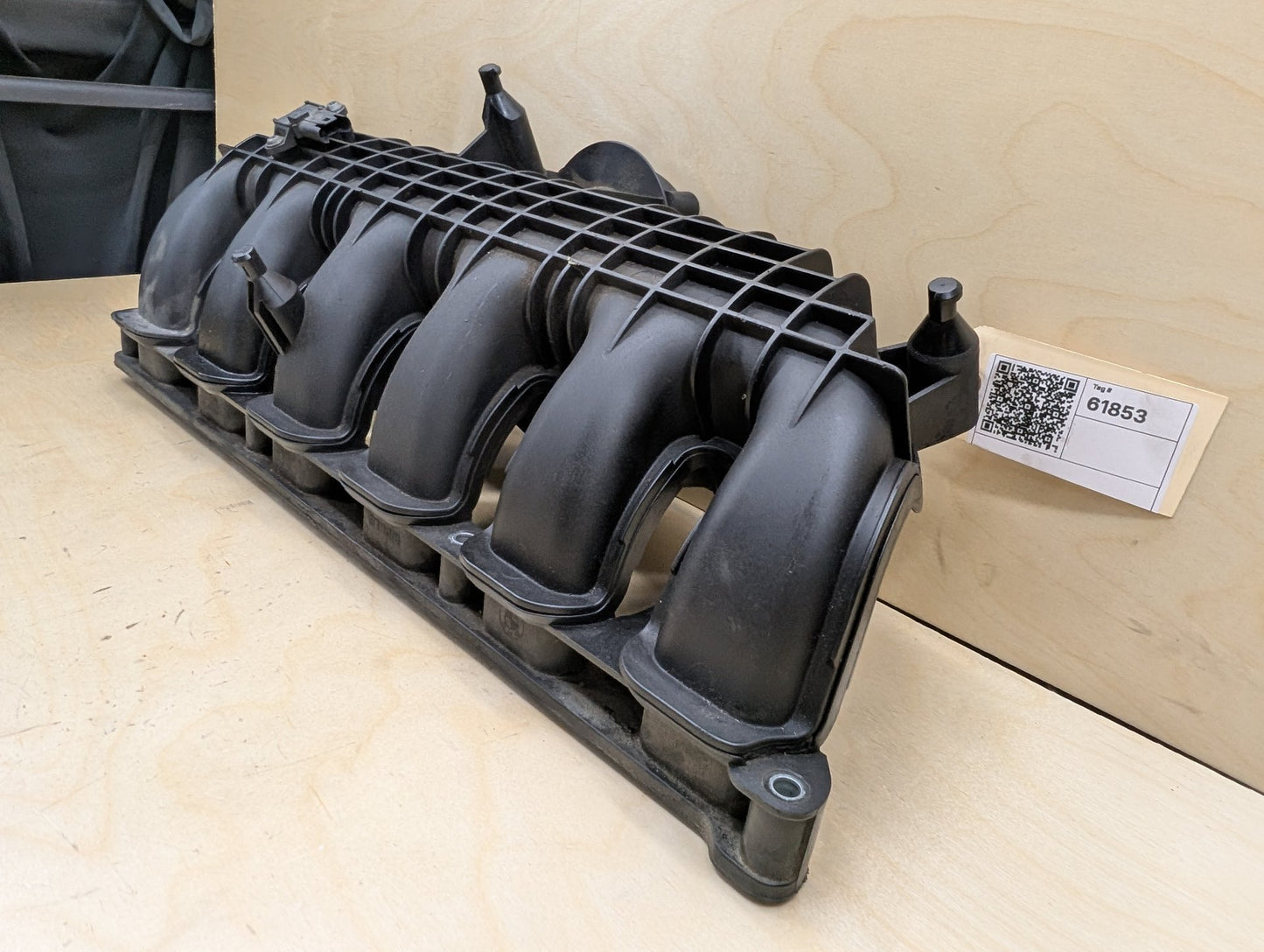 06-12 OEM BMW E82 E88 135 E90 E92 E93 335 F01 F02 740 Engine N54 Intake Manifold