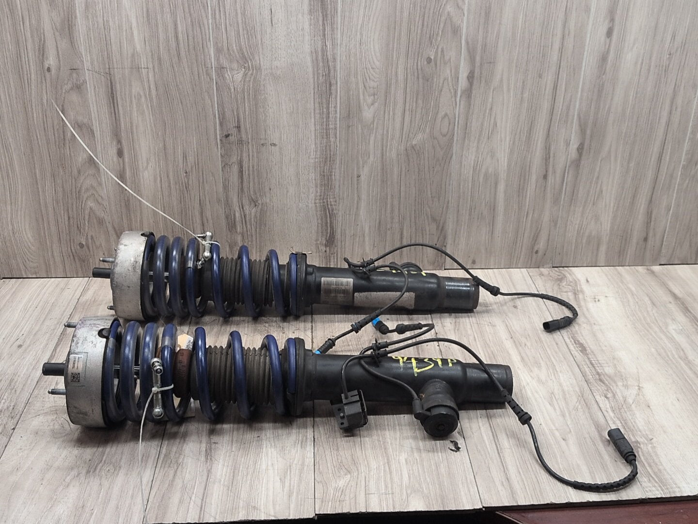 2014 - 2018 BMW X5 F85 Front Left Right Spring Strut Shock Absorbers SET 7849894 S63B44T2