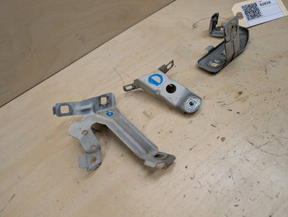 12-20 OEM BMW F30 F32 F33 F36 Front Left Driver Fender Wing Holder Bracket SET