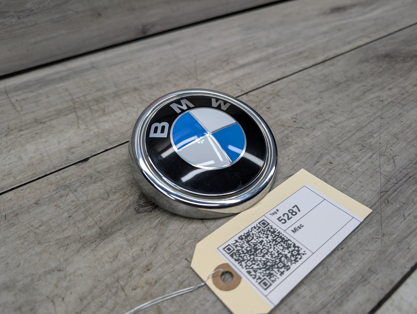2007-2013 BMW X5 E70 Trunk Emblem Badge Symbol Logo 7157696