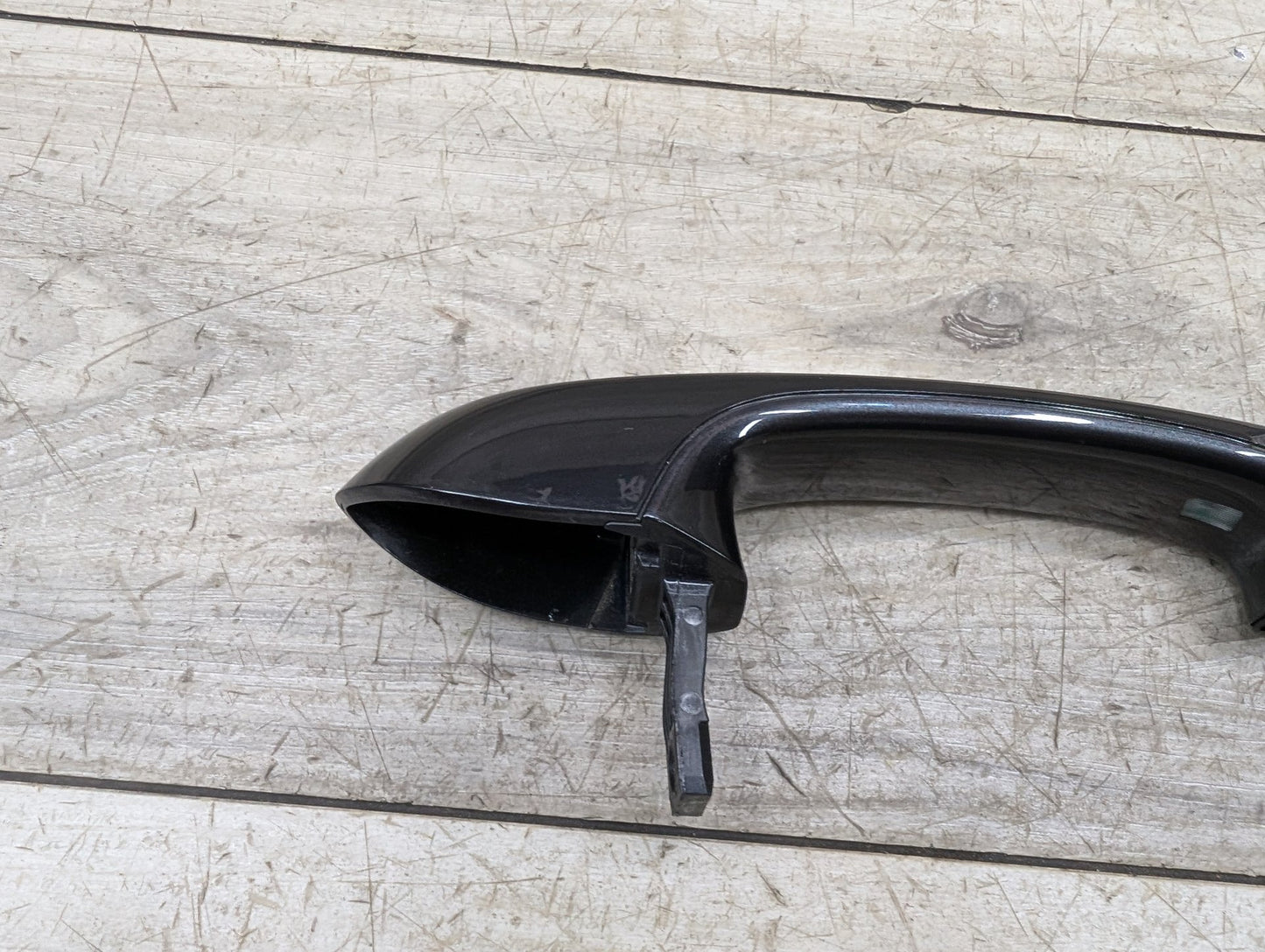 2018 - 2024 BMW X3 G01 Front or Rear Right Passenger Exterior Door Handle w/ Comfort Access 8492028 B58B30O1
